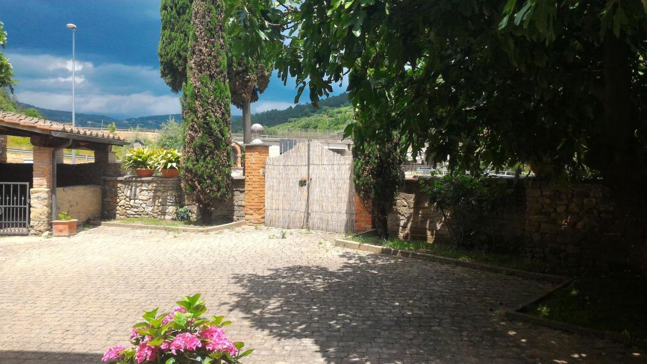 Short Rent Il Casale Apartman Capolona Kültér fotó
