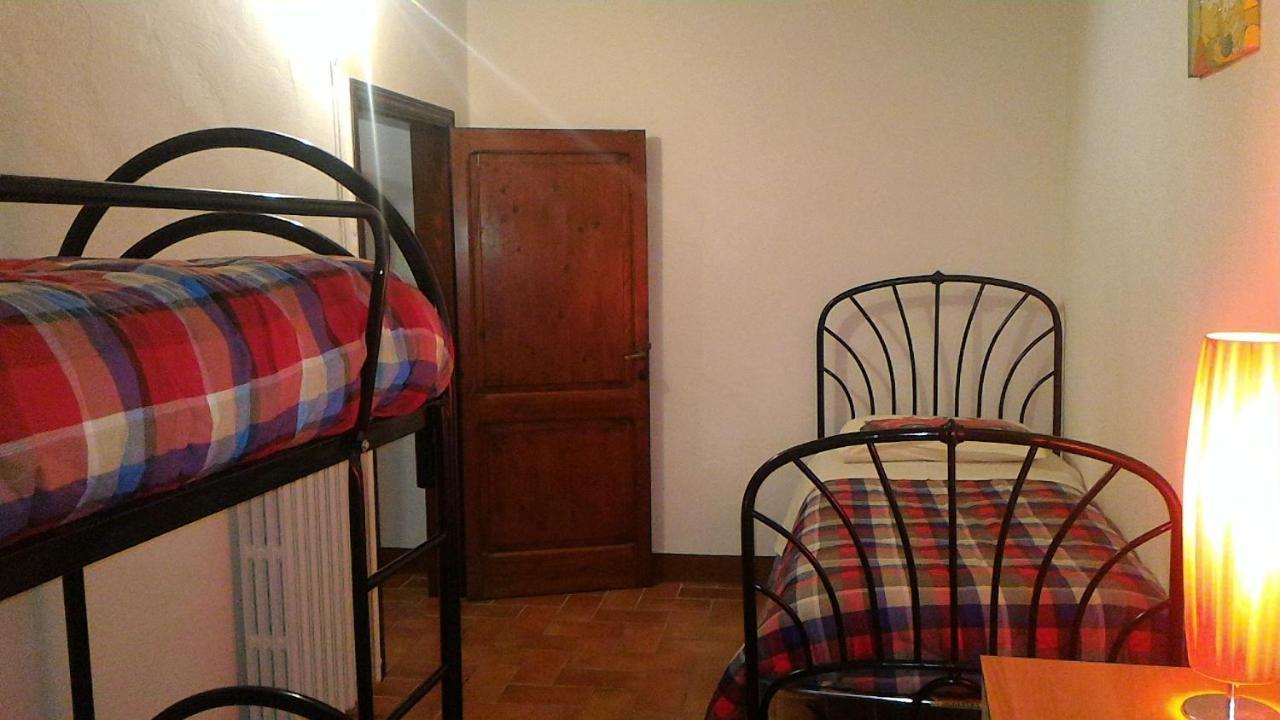 Short Rent Il Casale Apartman Capolona Kültér fotó